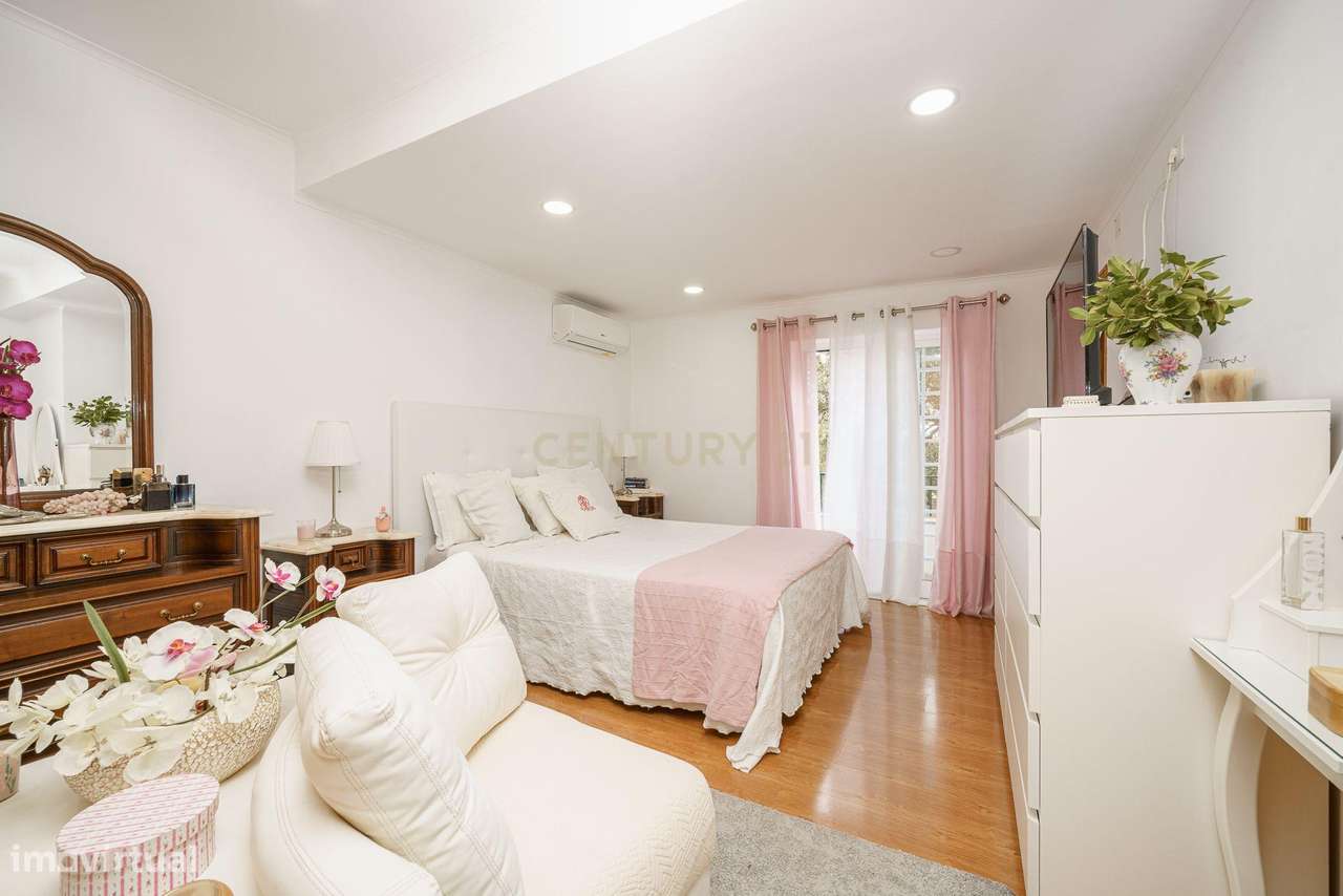 Moradia T5 de Charme com piscina, em Palmela. Conforto, Elegância e Fu-25