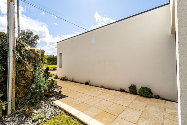 Moradia Térrea com piscina T3 + Escritório em Braga-35