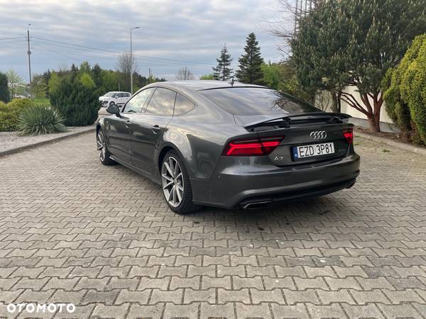 Audi A7 - 7