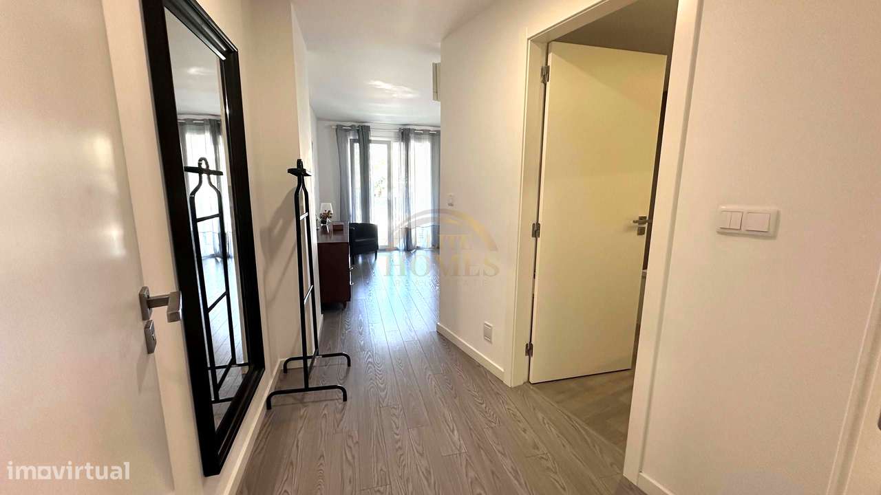 Apartamento T3 de Luxo em Paço de Arcos.-24