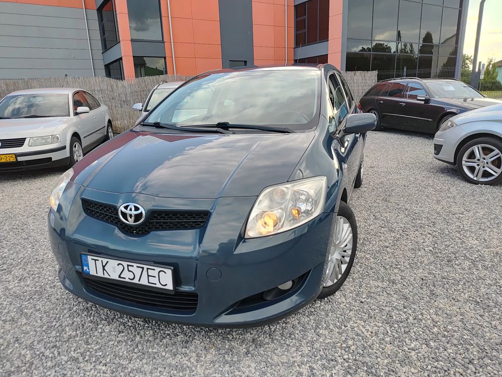 Toyota Auris I (2006-2012) 2.0 D-4D 2008