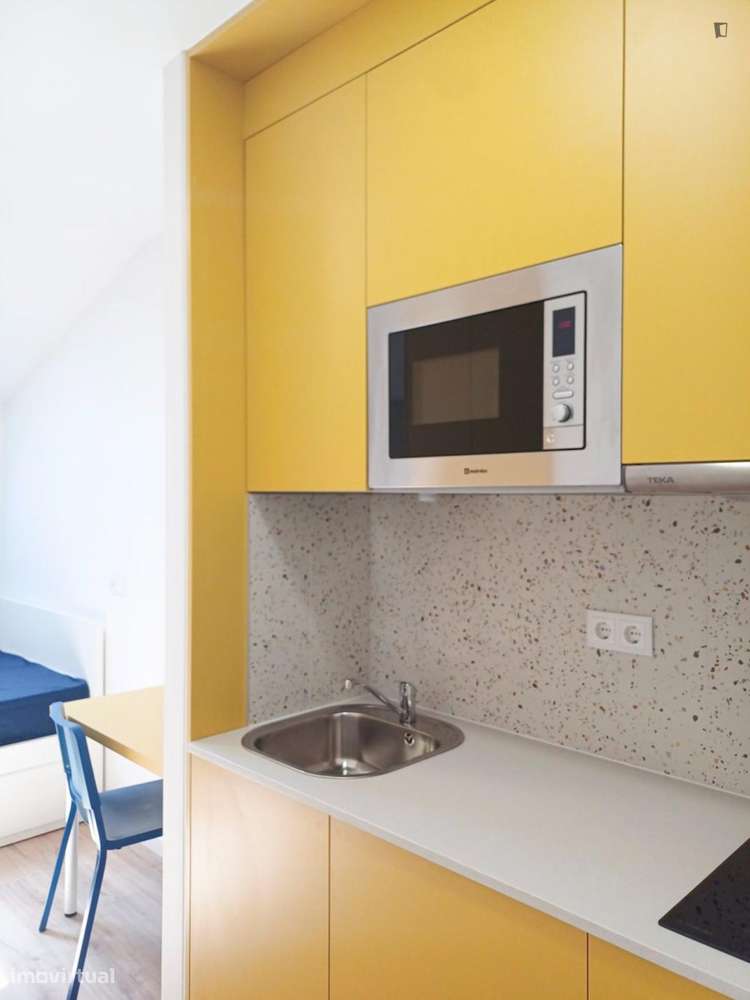 Estúdio - localizado em Montes Claros Coimbra - Grande imagem: 4/6