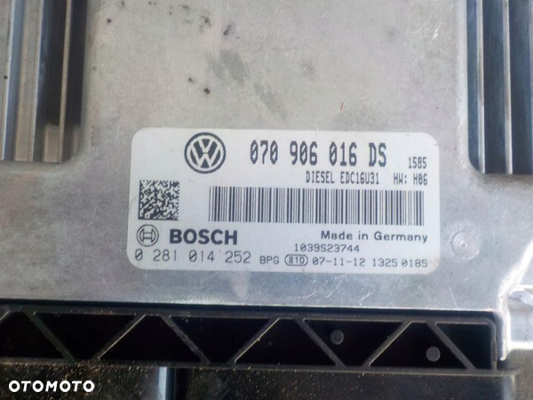 VW T5 2.5 TDI KOMPUTER STEROWNIK 070906016DS - 2