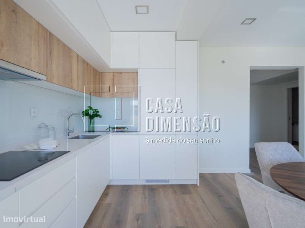 Apartamento T3 com Varanda em Benfica - Totalmente Mobilado e Pront...-31