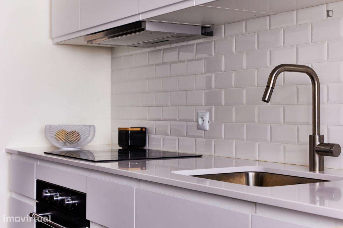 Quarto - localizado em Algés Lisbon - Grande imagem: 5/29