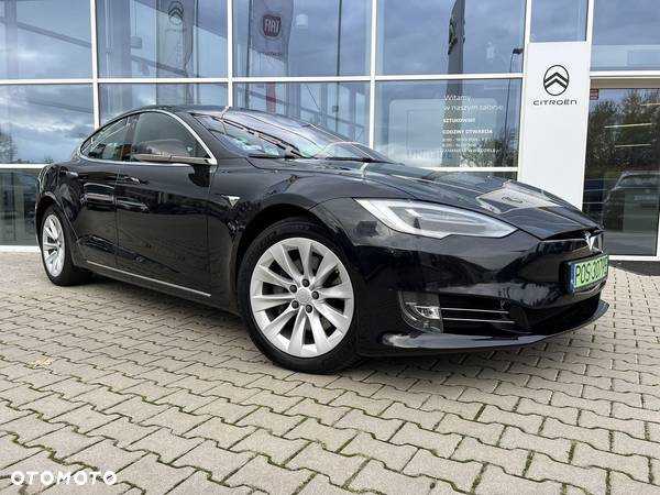 Tesla Model S - 2