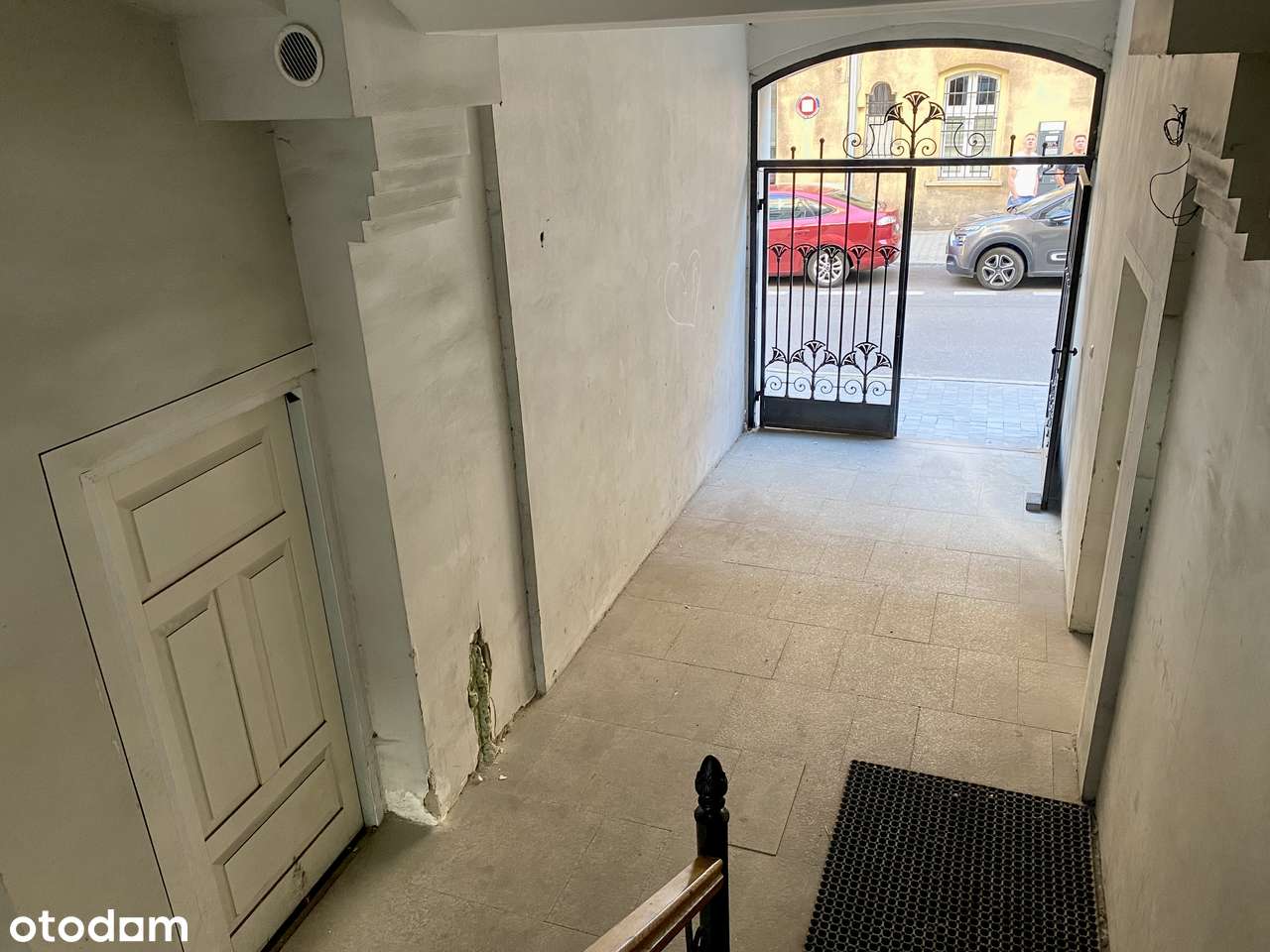 Mieszkanie w kamienicy w centrum Chorzowa  I 2 pokoje-12