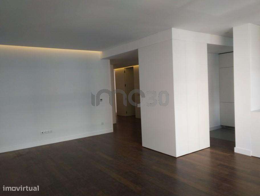 Apartamento T4 Porto/Boavista-7