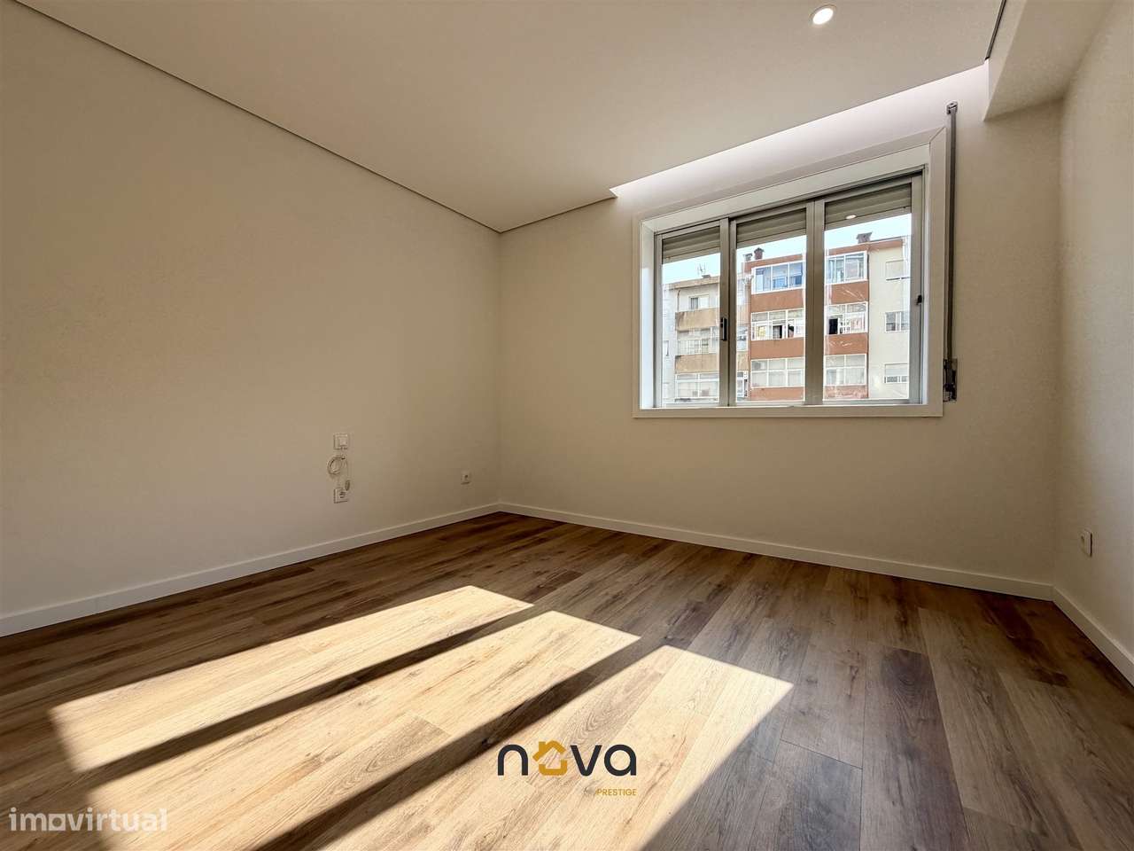 Apartamento T4 Totalmente Remodelado na Póvoa de Varzim-8