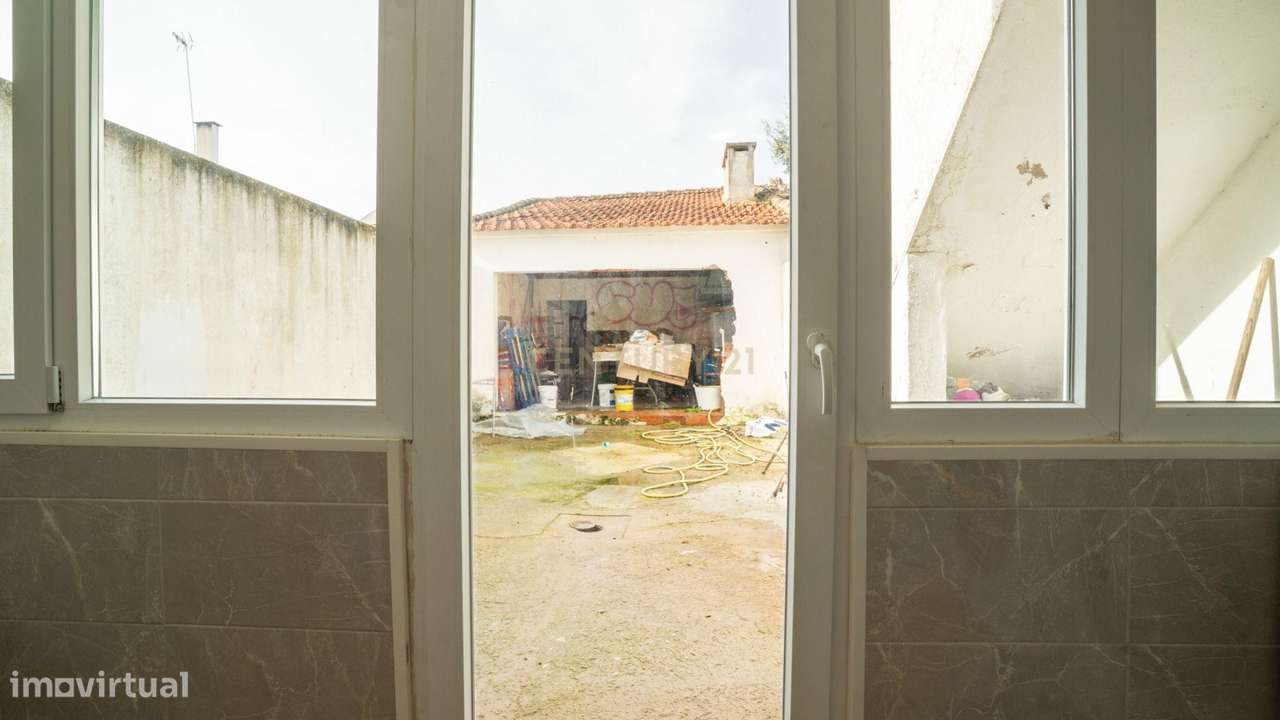 Moradia Renovada em Salvaterra de Magos, Santarém-14