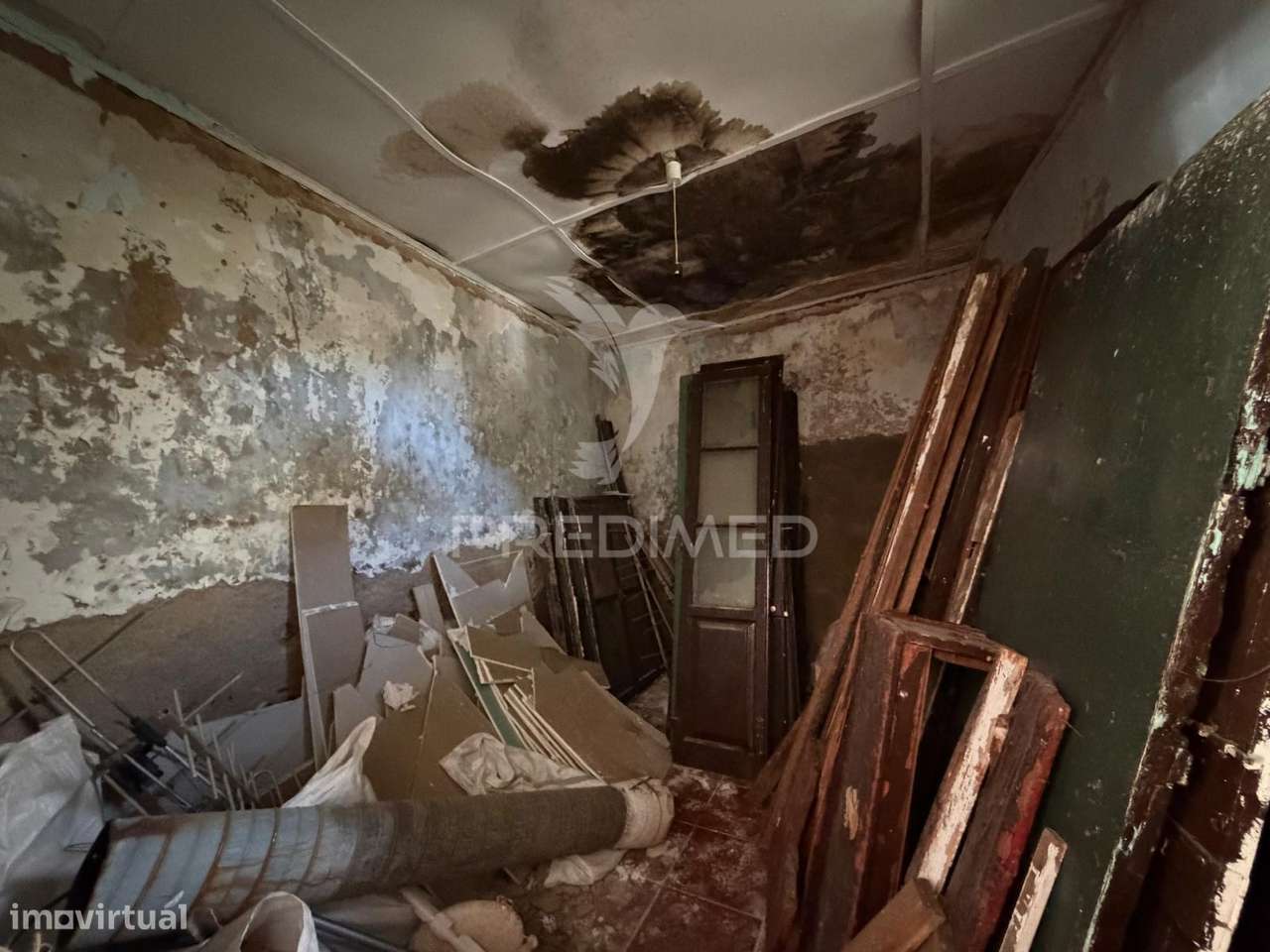 Moradia para Recuperação com Elevado Potencial de Rentabilidade no...-19