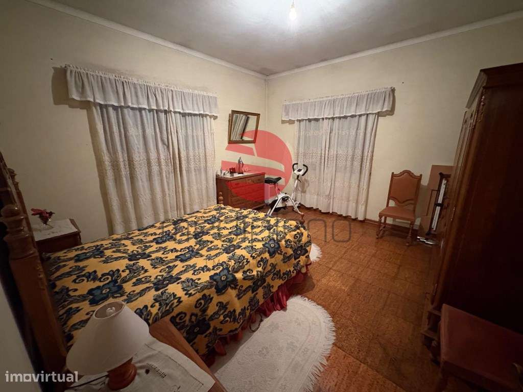 Moradia Bi-Familiar T8 Venda Moimenta da Beira-24