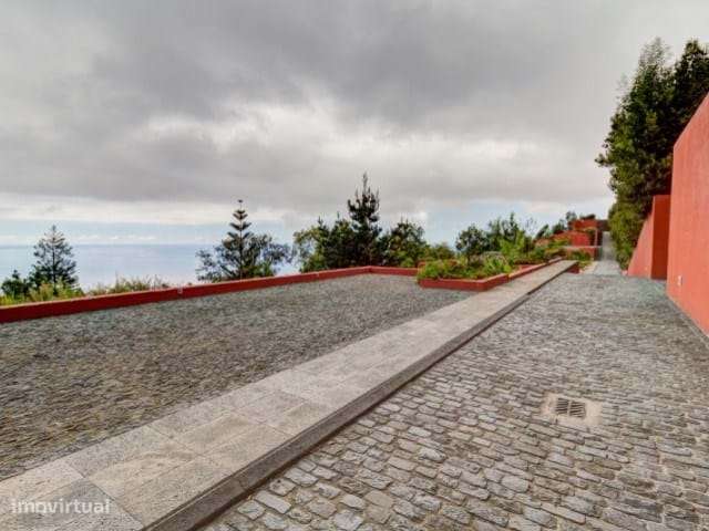 Quinta de Luxo com Duas Moradias e Vista Mar – Um Refúgio Exclusivo no-29