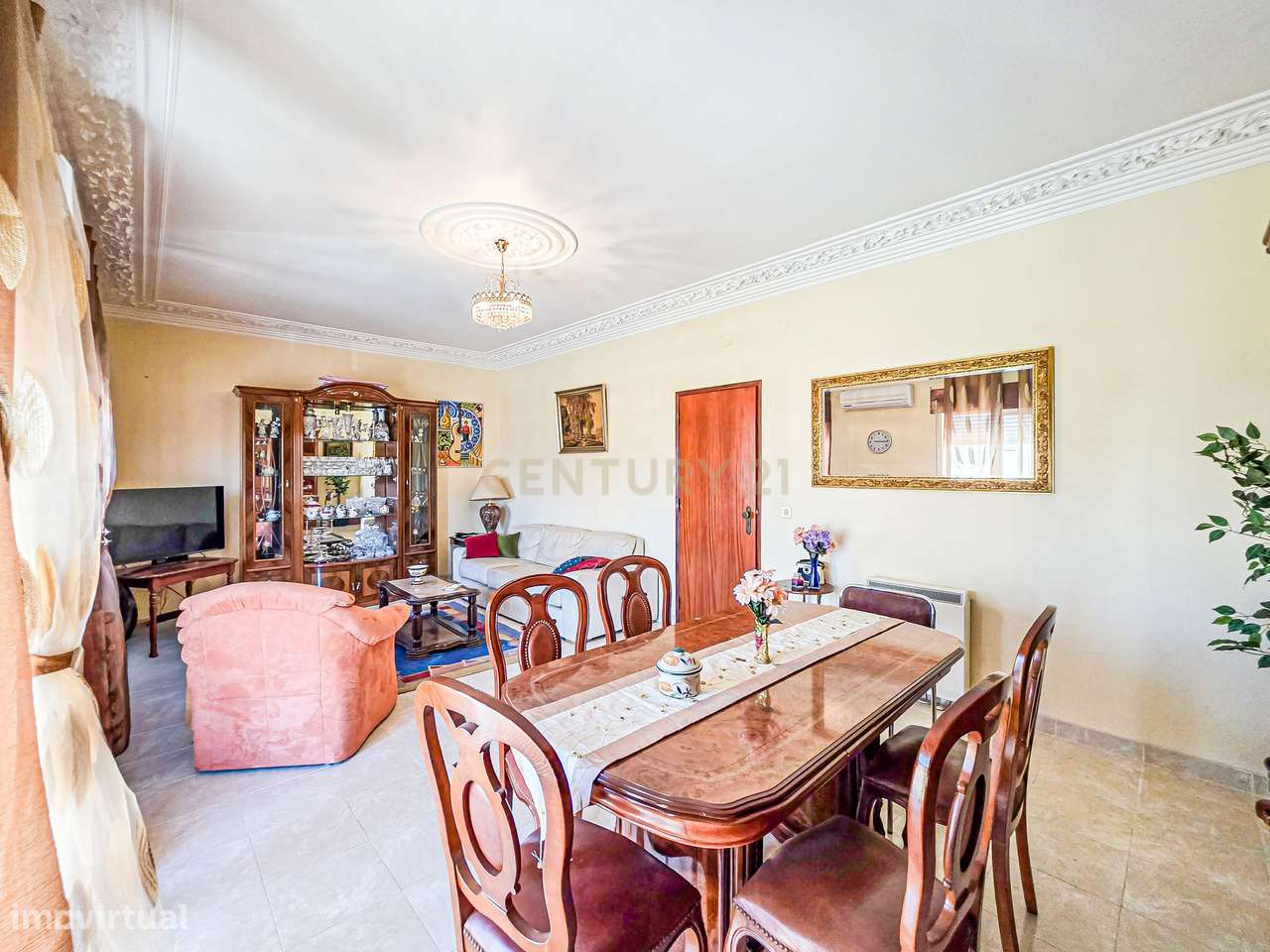 Moradia isolada + duas lojas comerciais na Quinta do Conde, Sesimbra-8