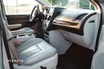 Chrysler Town & Country 3.6 Limited - 7