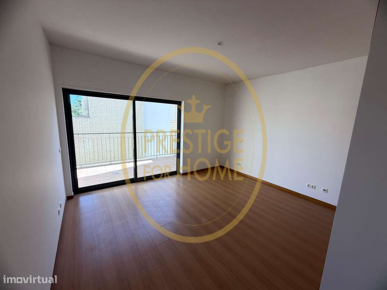 Moradia T5 com Piscina e Garagem Fechada em Condomínio Privado – Boliq-34