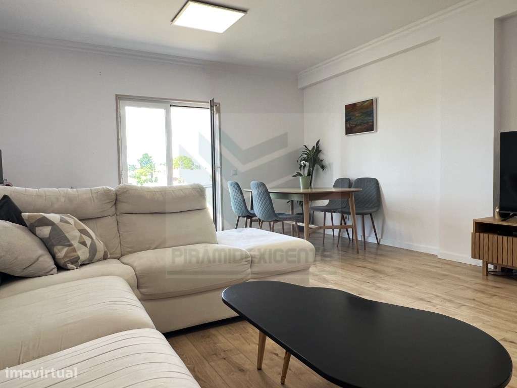 APARTAMENTO 1ºANDAR, T2, ESTACIONAMENTO, VISTA DESAFOGADA-8