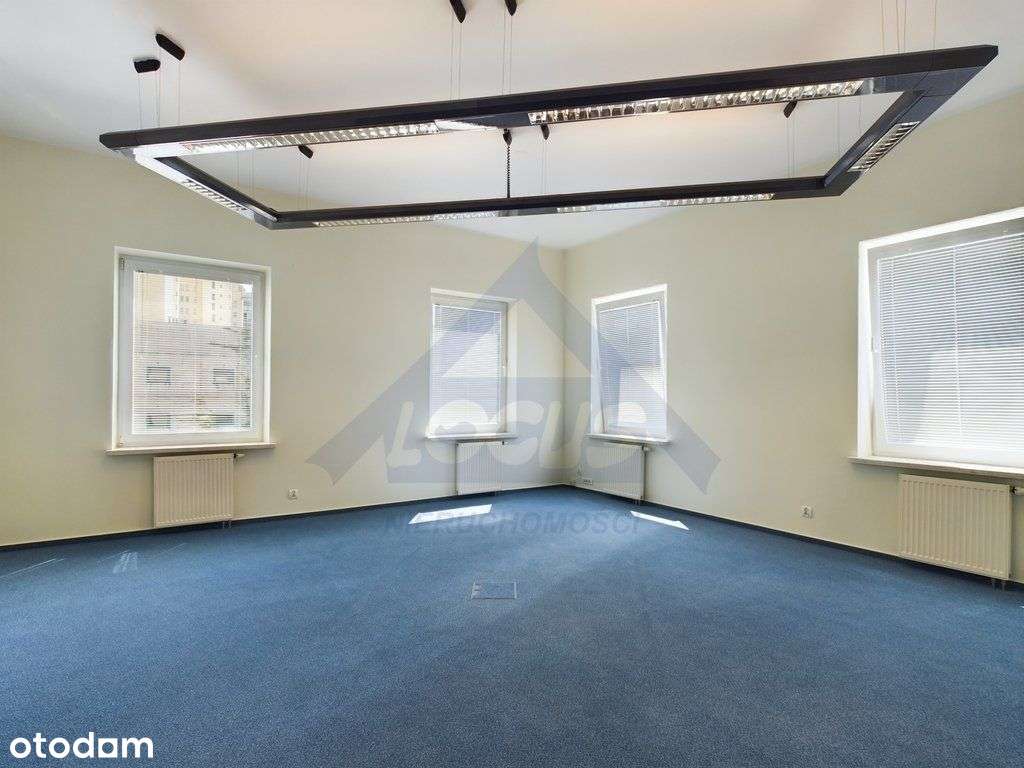 Klimatyzowane Biuro, Metro, 14 Miejsc Postojowych-4