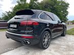 Porsche Cayenne E-Hybrid Tiptronic S Platinum Edition - 29