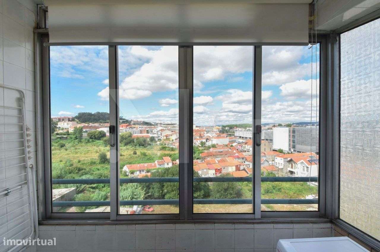 Apartamento T2 em Campanhã Totalmente Mobilado e Equipado-11