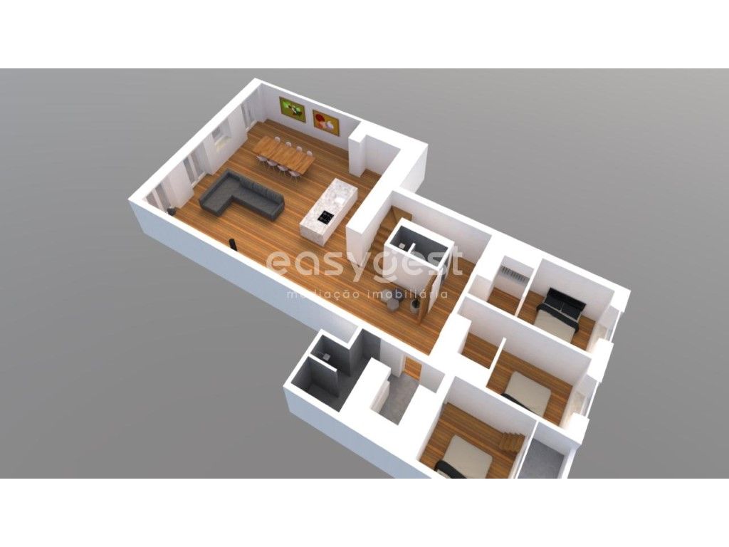 Apartamento T7 com bastante potencial no centro histórico...