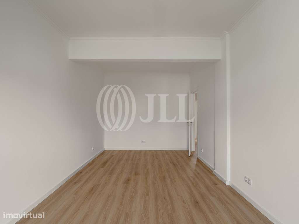 Apartamento T3 remodelado, em Carnaxide, Oeiras - Grande imagem: 2/23