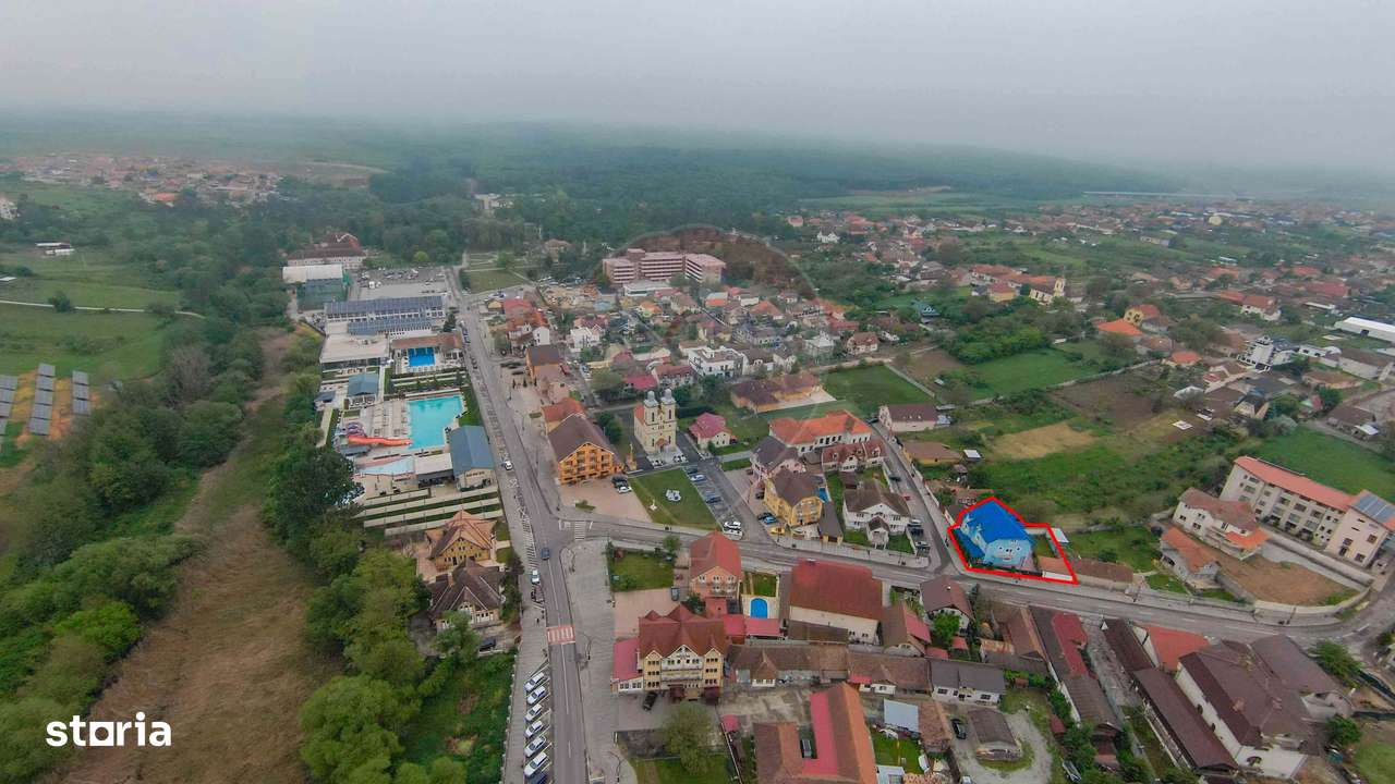 Pensiune cu 11 camere de vânzare, situată în Băile 1 Mai, Sânmartin - Imagine principală: 5/20