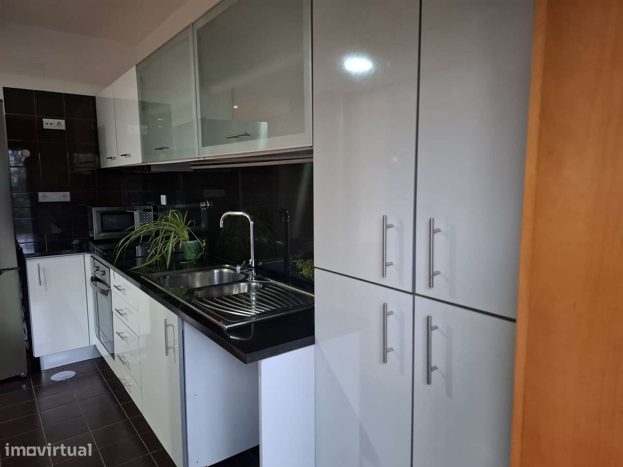 T2 com varanda, garagem e vista jardim - Grande imagem: 5/30