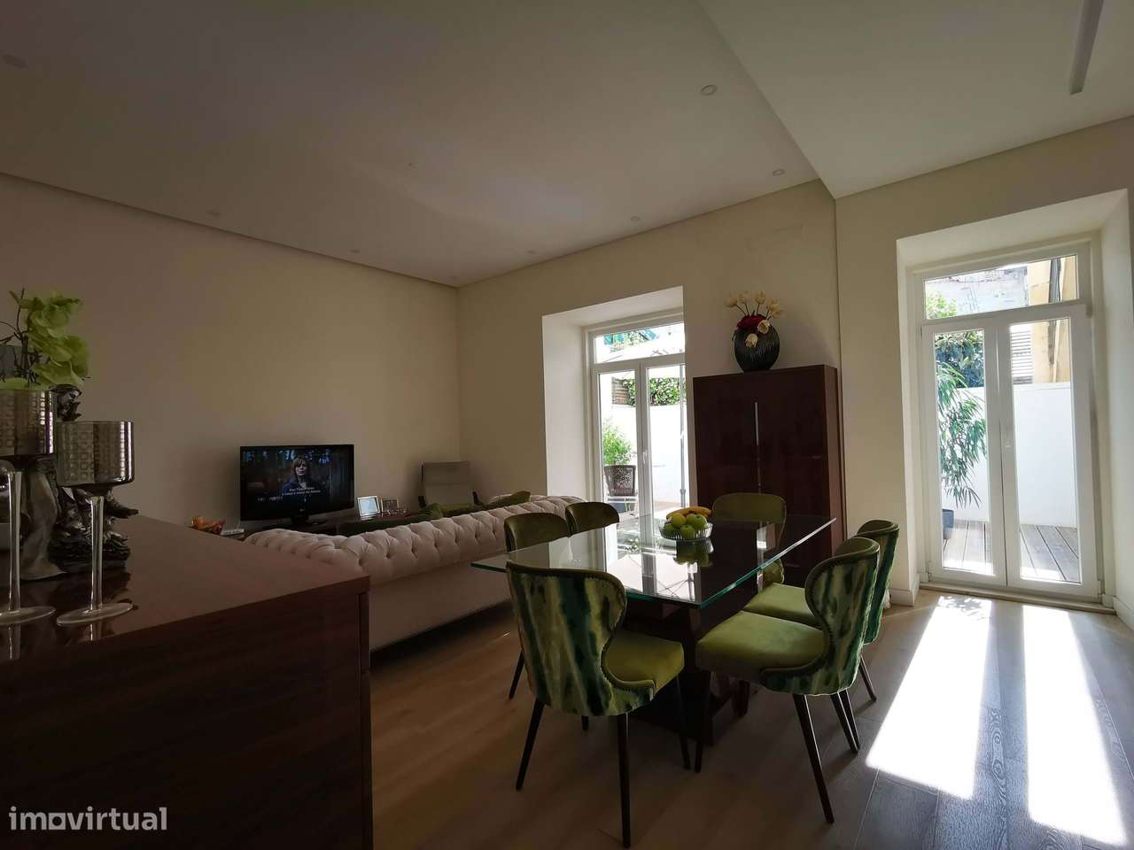 Apartamento T3+1 + Comércio  Junto ao Mercado de Arroios - Grande imagem: 2/23