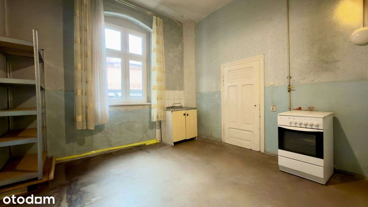 Duże M3 do własnej aranżacji- w samym centrum!!-6