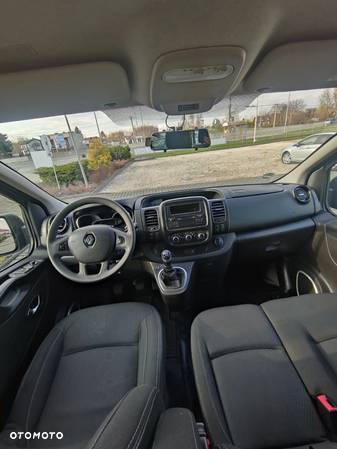 Renault Trafic Grand SpaceClass 2.0 dCi - 18