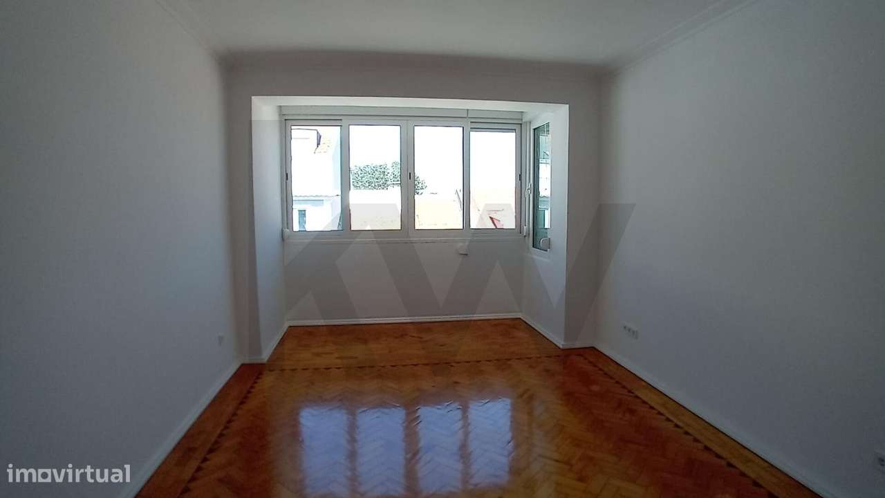 Arrenda T2 Duplex Rua Bela Vista à Graça com Vista Rio - Grande imagem: 4/18