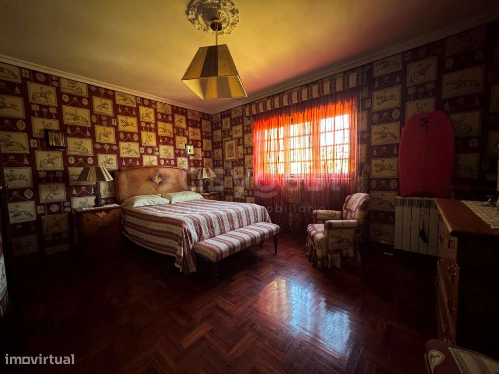 Moradia T5 com piscina totalmente vedada a 800 m da Vila da Tocha - Grande imagem: 4/31