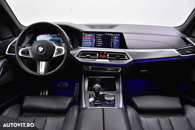 BMW X5 M M50d - 9