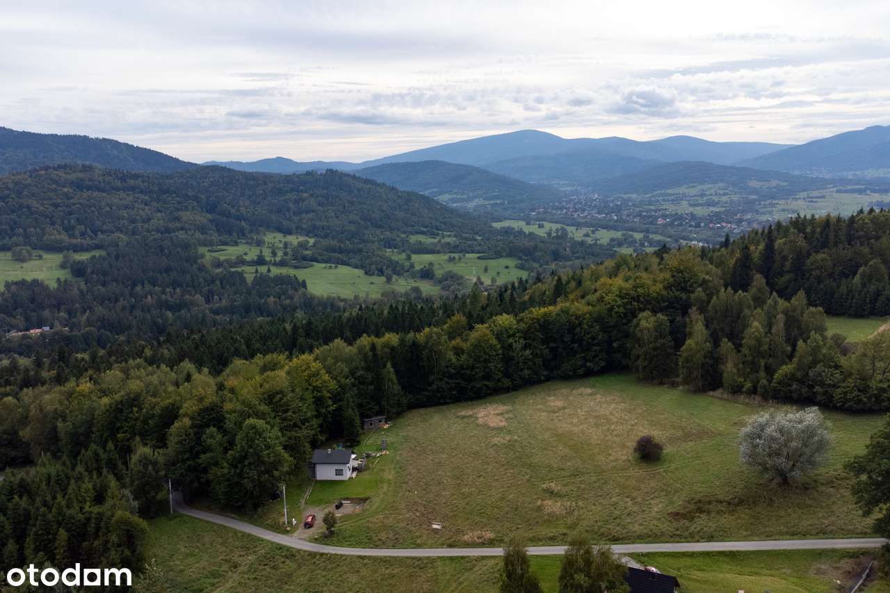 Duża działka w górach z asfaltowym dojazdem i mediami-1