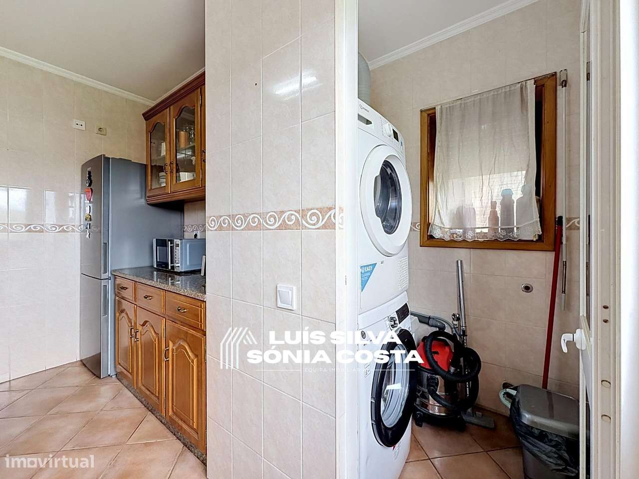 Apartamento T2 c/ Garagem, Arrumos, Varandas & Elevador –...-8
