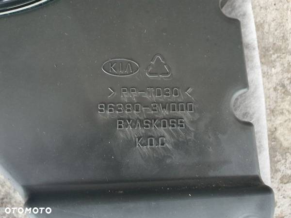 SUBWOOFER KIA SPORTAGE 2013r ORYGINAŁ - 2