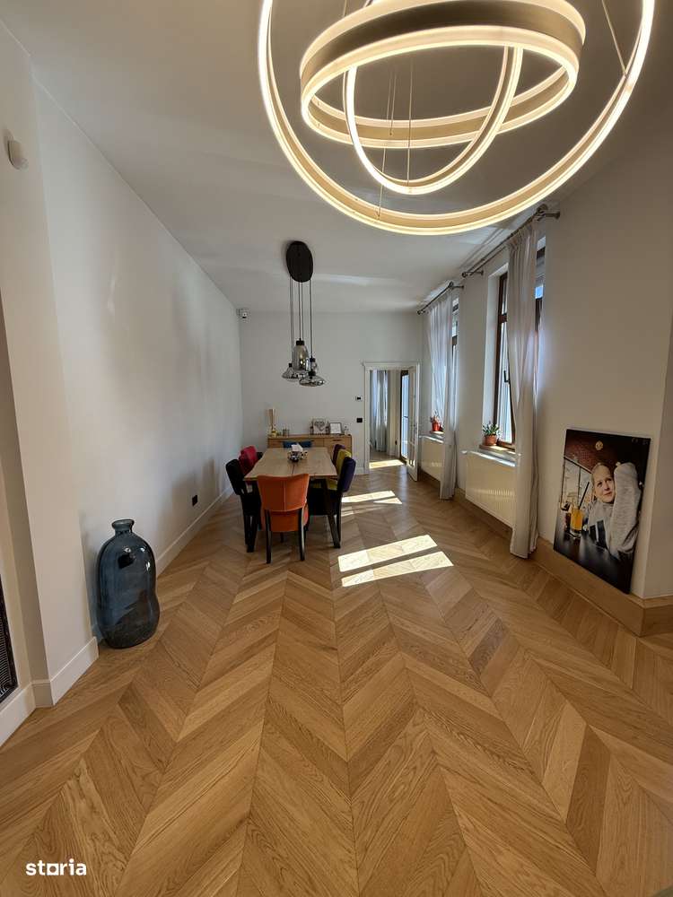 Casă zona Piața Centrală-3