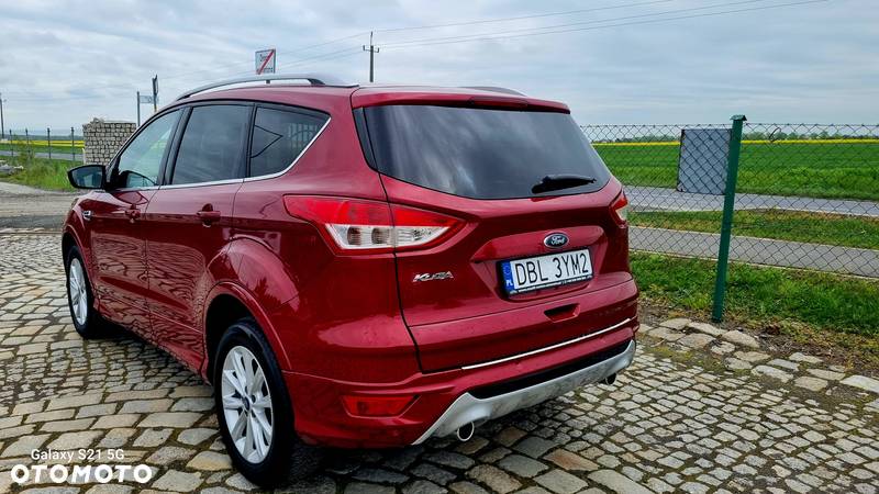 Ford Kuga 2.0 TDCi 2x4 Titanium - 2