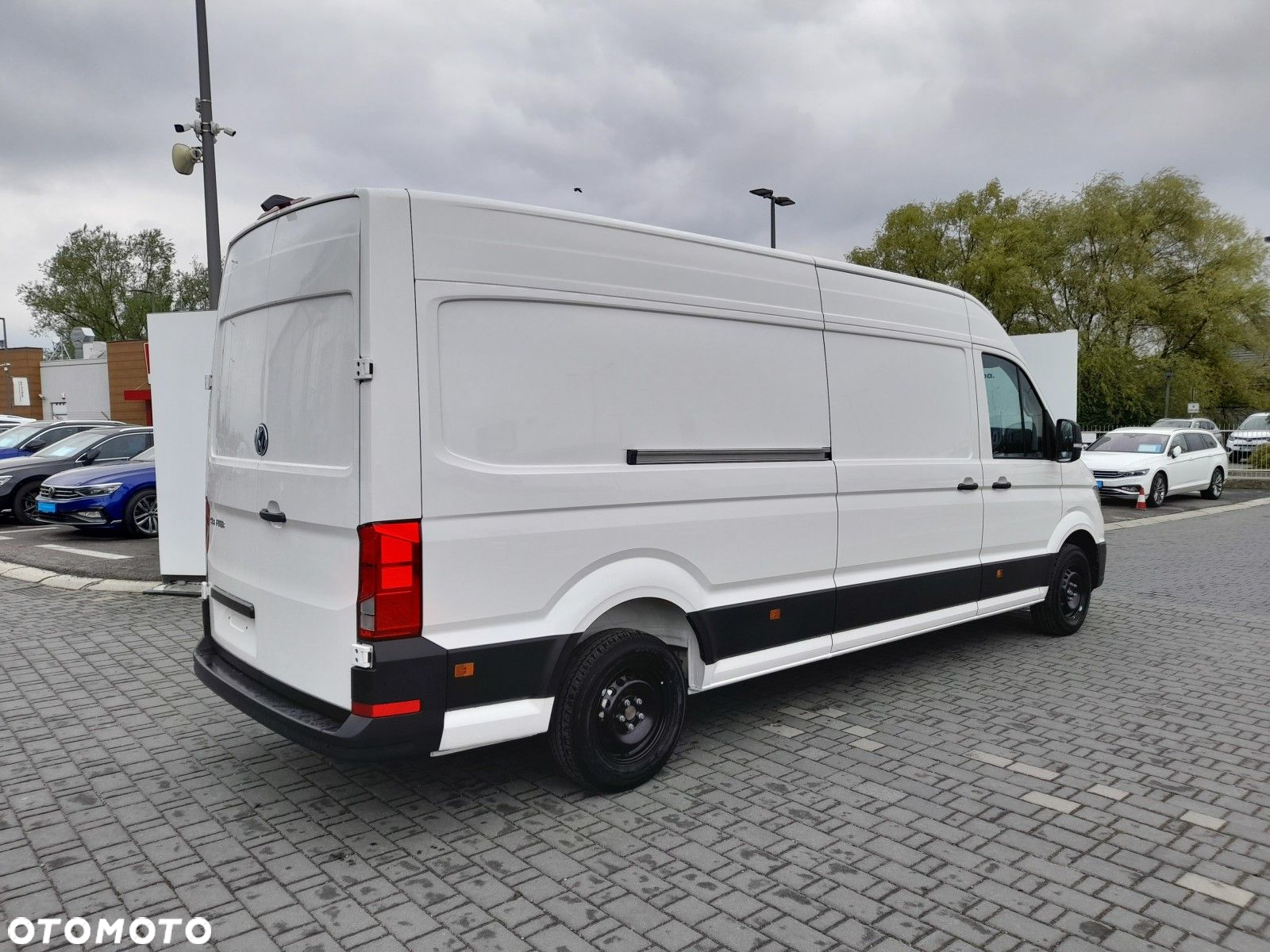 Volkswagen Crafter 35 2.0 TDI L4H3 4490 177KM AUTOMAT - 5