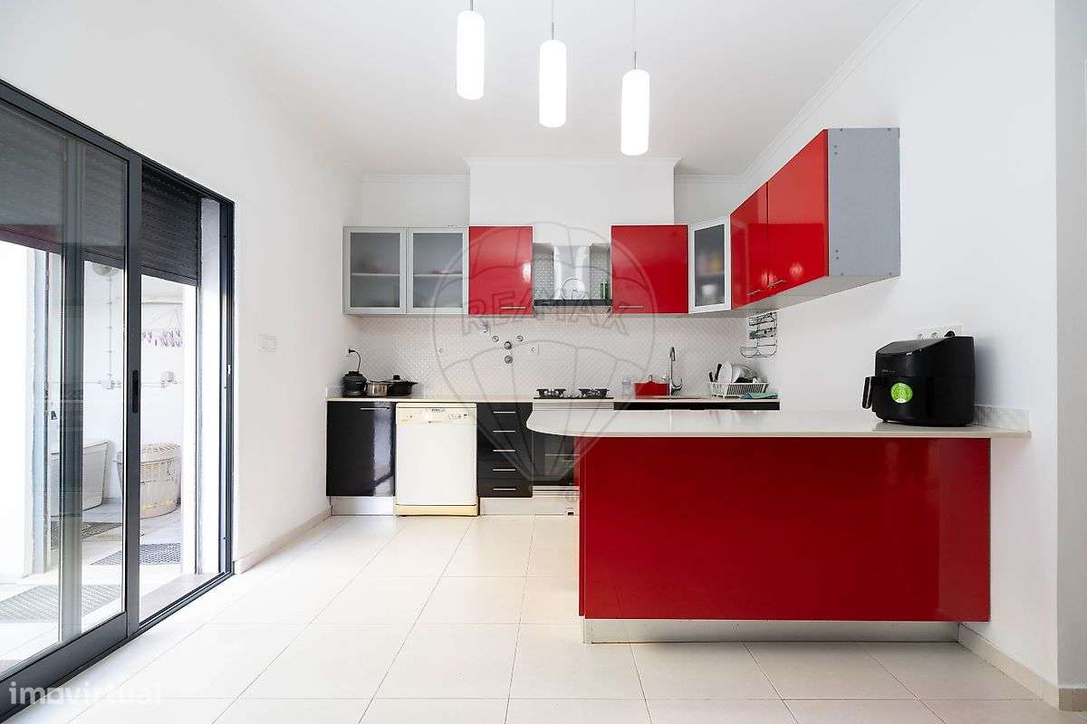 Moradia T5 para venda-5