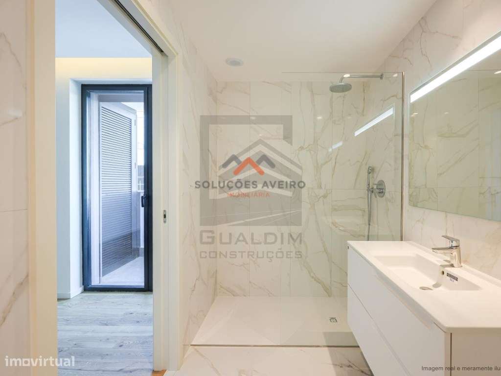 Apartamento T2+ Terraço Implex em Aveiro!-24
