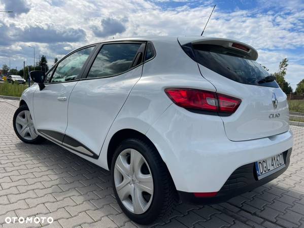 Renault Clio 1.2 16V Dynamique - 11