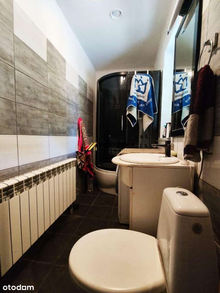 Atrakcyjny dom w Żabnie.-10