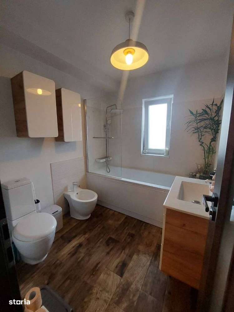 Casa tip duplex cu 3 camere si 3 bai, Selimbar-14