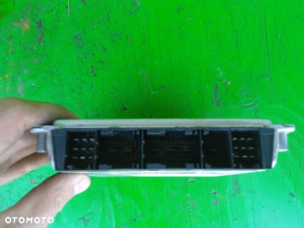 KOMPUTER SILNIKA A6111530991

 MERCEDES 
 SPRINTER 313 - 3