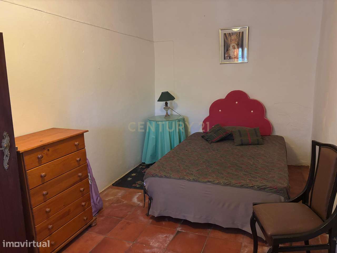 Quintinha com Moradia T2 + Armazém | 2ha vedados | Rio | Fruteiras | A-22