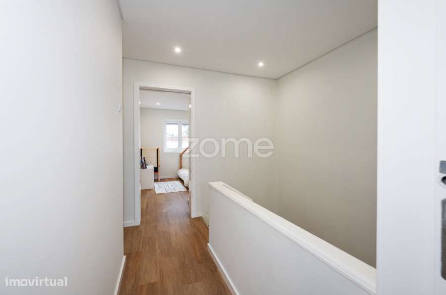 Moradia T2+1 Renovada e Mobilada | Rio Tinto - Grande imagem: 3/31