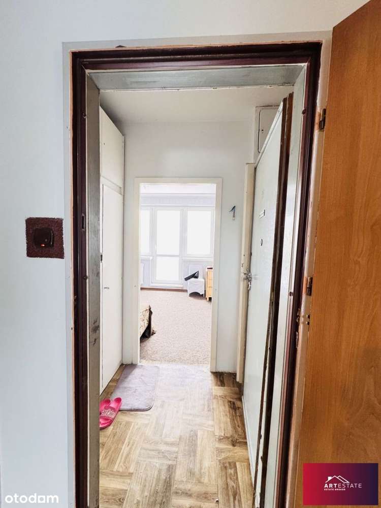 Przestronna Kawalerka z windą Retkinia-7