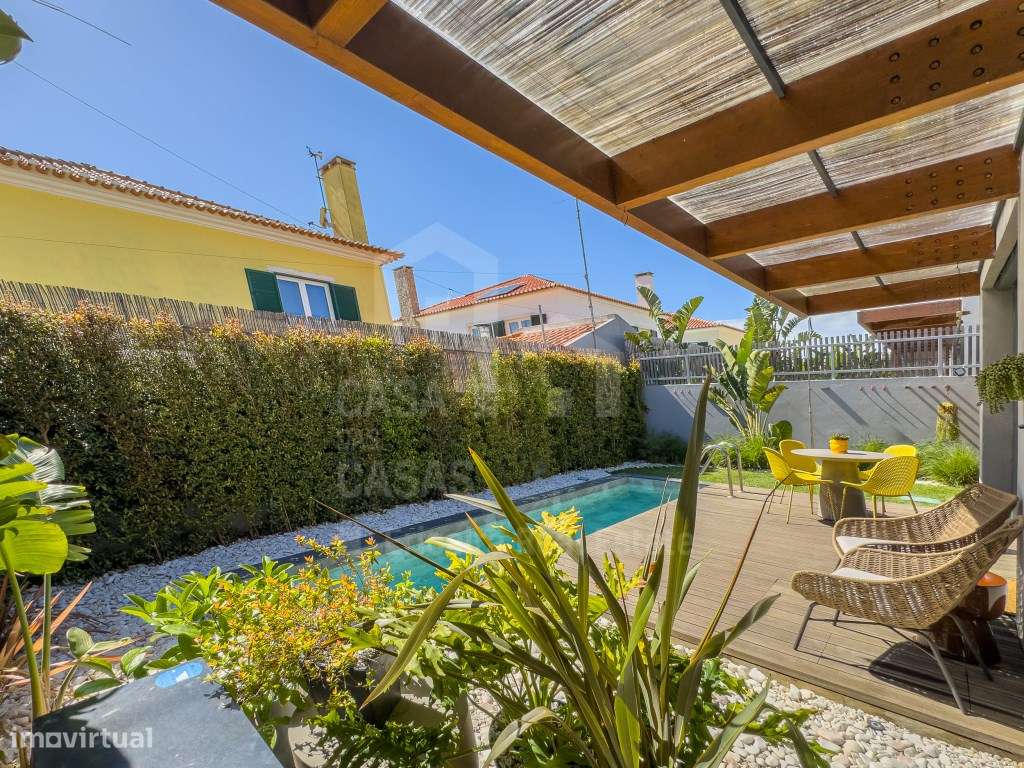 Vende Moradia T2 - Ericeira 3 Km, A Casa das Casas-34